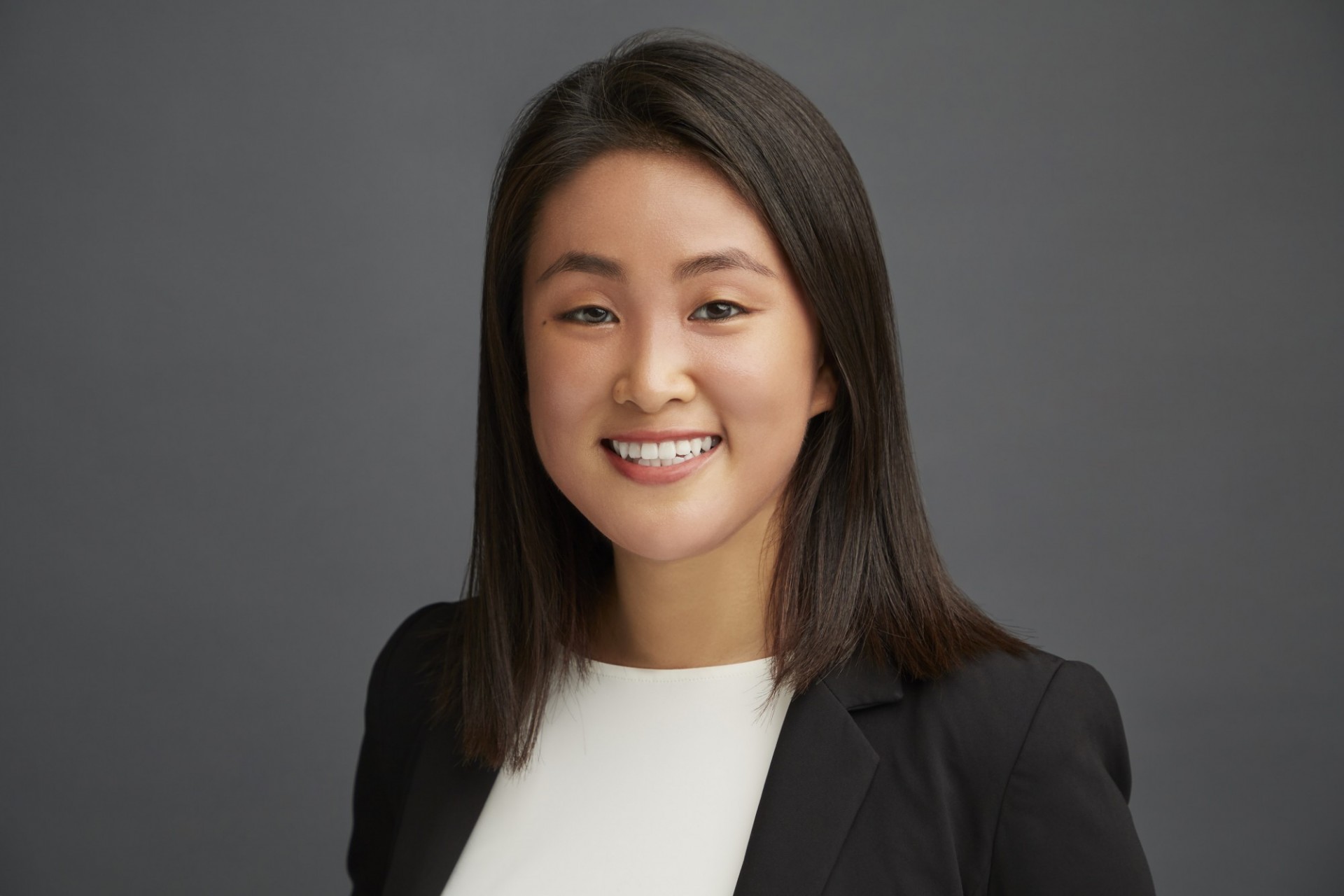 Emma Li, Fellowships Team Member
